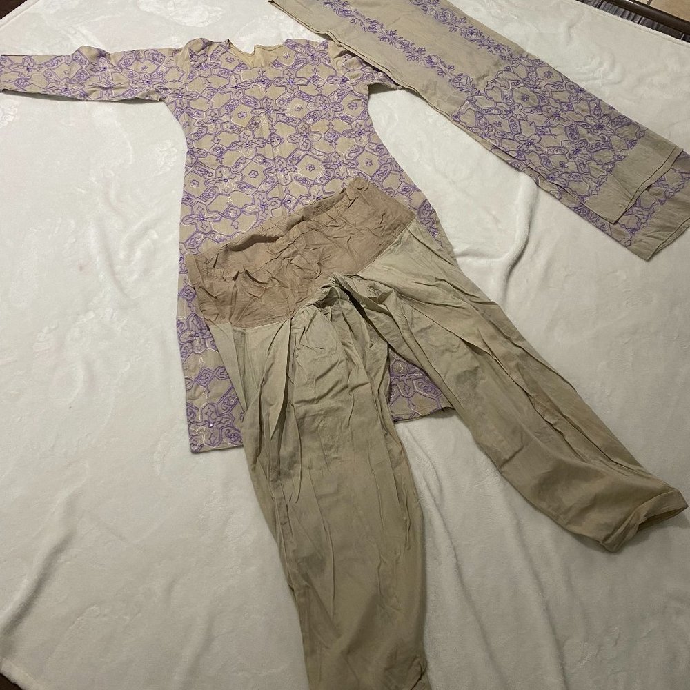 Women's Desi Outfit